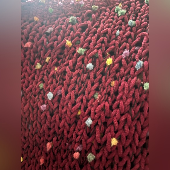 adora semi cropped popcorn sweater - Picture 2 of 4